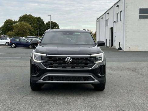 New 2026 Volkswagen Atlas Cross Sport SE image 9