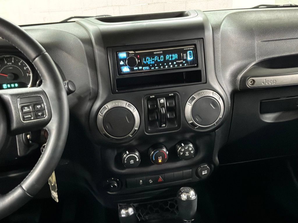 Used 2016 Jeep Wrangler Unlimited Sport w/ Quick Order Package 24S AWD/4WD image 13