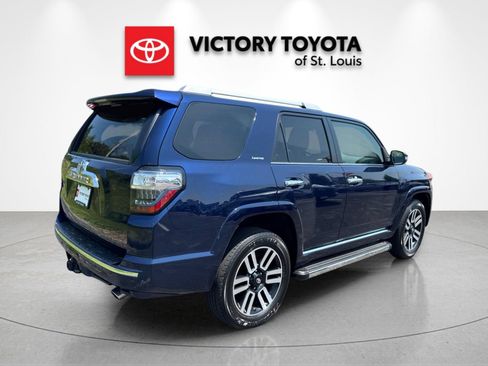 Used 2021 Toyota 4Runner Limited AWD/4WD image 3
