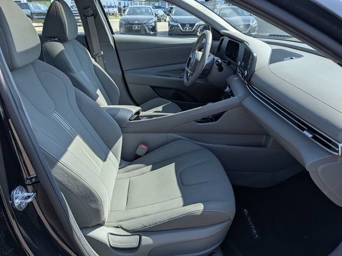 Used 2026 Hyundai Elantra SEL Sport Premium FWD image 35