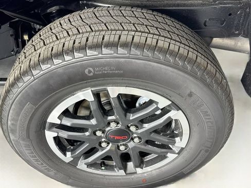 Used 2025 Toyota Tacoma TRD Sport RWD image 31