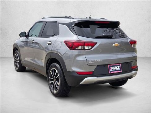 Used 2025 Chevrolet TrailBlazer LT image 8