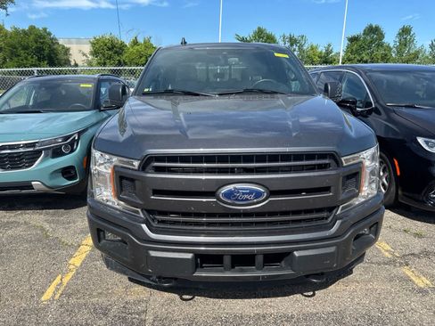 Used 2020 Ford F150 XLT w/ Equipment Group 302A Luxury AWD/4WD image 4