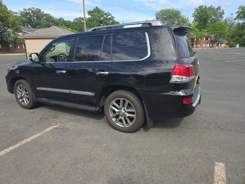 Used 2014 Lexus LX 570 4WD image 14