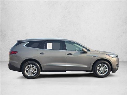 Used 2019 Buick Enclave Essence AWD/4WD image 6