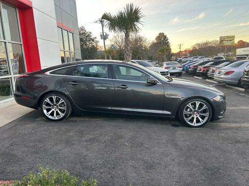 Used 2016 Jaguar XJ L Portfolio image 7
