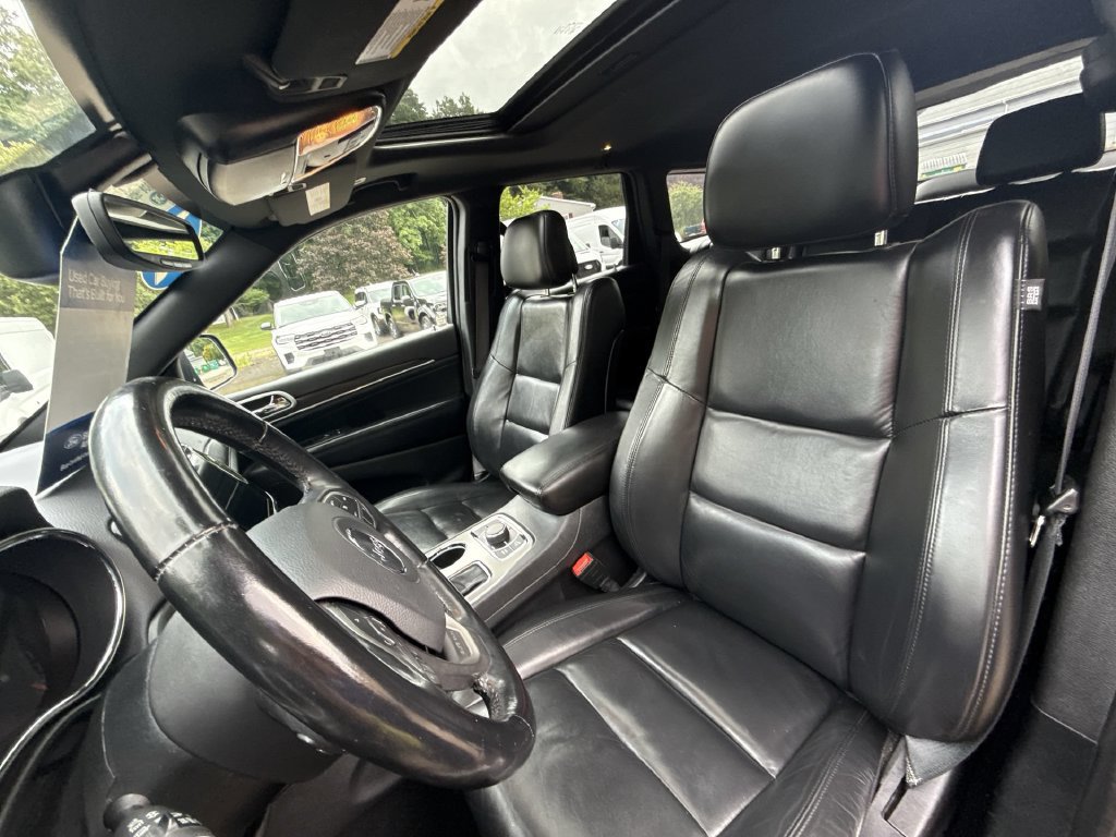 Used 2021 Jeep Grand Cherokee Limited w/ Premium Lighting Group AWD/4WD image 11