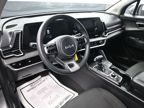 Certified 2024 Kia Sportage LX image 13