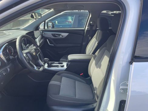 Used 2025 Chevrolet Blazer LT image 27