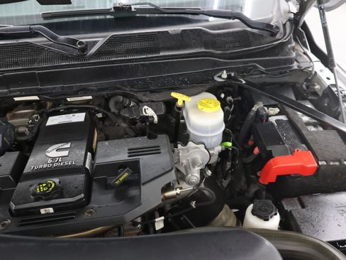 Used 2023 RAM 3500 Laramie AWD/4WD image 17