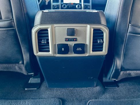 Used 2020 Ford F150 Lariat w/ Equipment Group 502A Luxury image 34