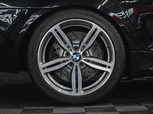 Used 2008 BMW M5 RWD image 15