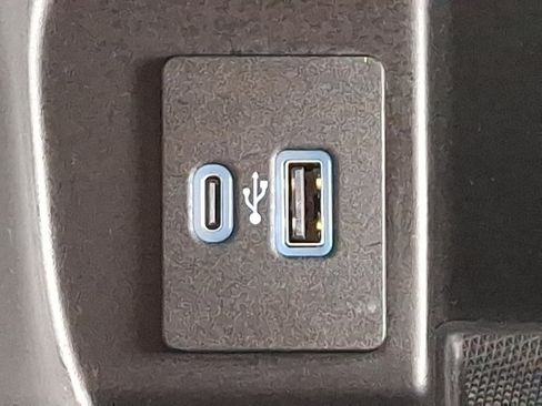 Certified 2022 Ford F150 XLT w/ Equipment Group 302A High image 23