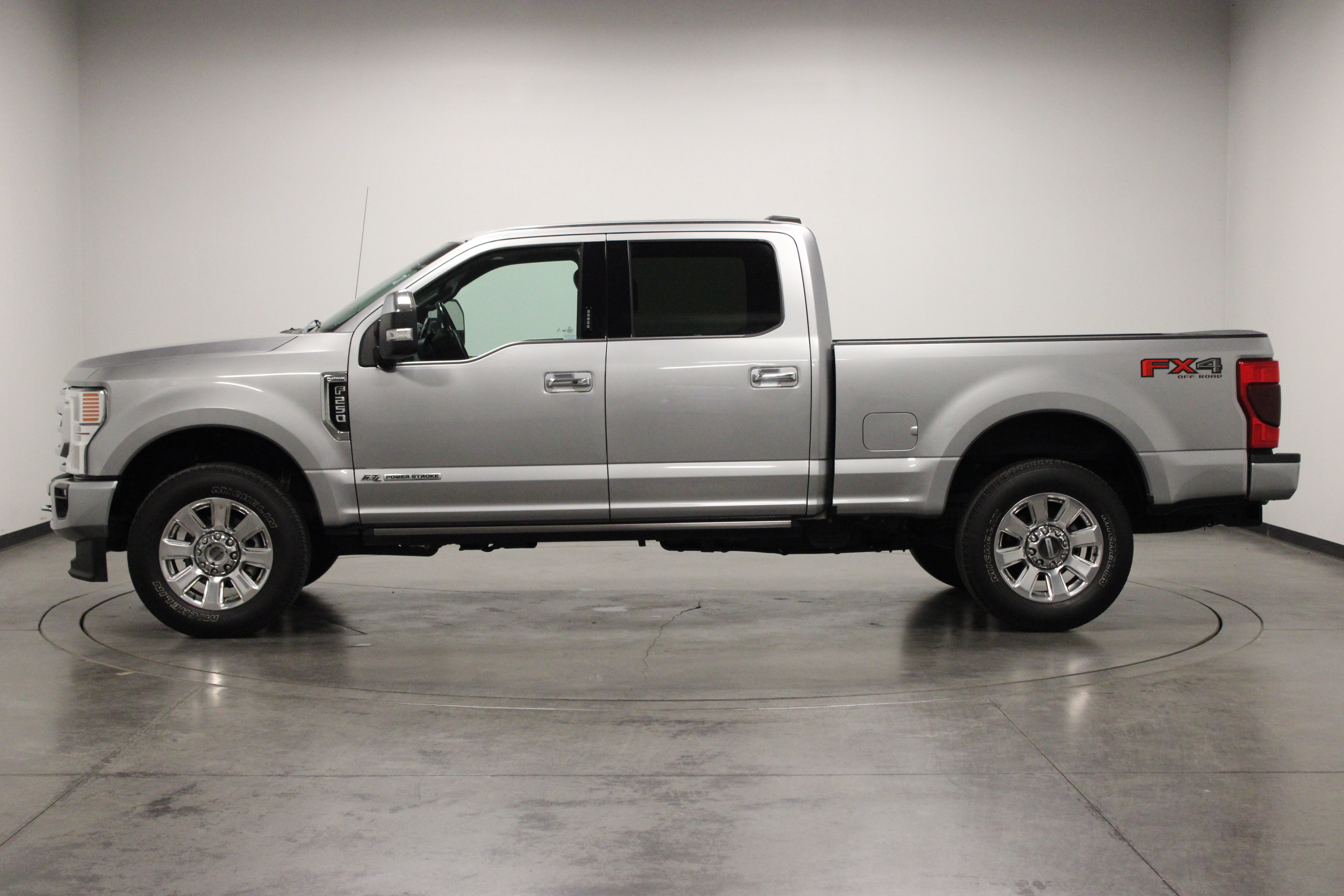 Used 2020 Ford F250 Platinum AWD/4WD image 5