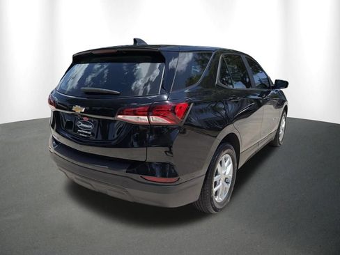 Used 2023 Chevrolet Equinox LS FWD image 14
