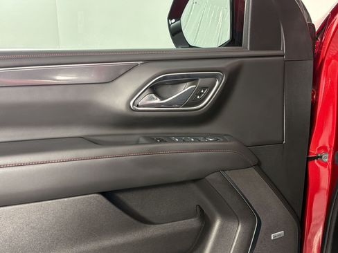 Used 2024 Chevrolet Tahoe RST w/ Luxury Package RWD image 13