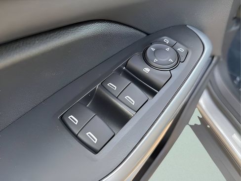 New 2026 Chevrolet Trax LS w/ Driver Confidence Package FWD image 15