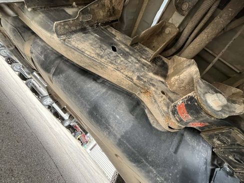 Used 2022 Chevrolet Silverado 2500 LT w/ Convenience Package image 12