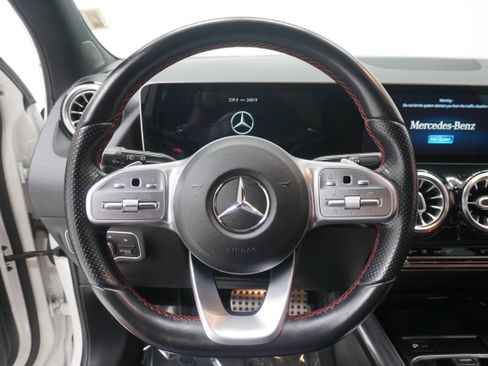 Used 2021 Mercedes-Benz GLA 250 image 16