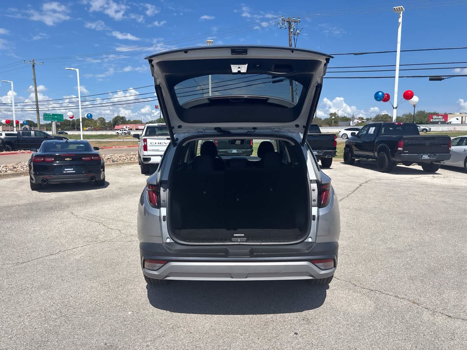 Used 2025 Hyundai Tucson SEL FWD image 6
