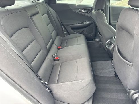 Used 2019 Chevrolet Malibu LT image 15