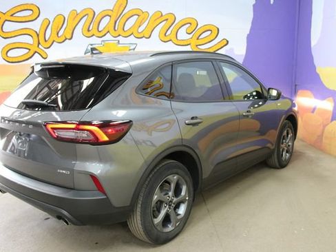 Used 2025 Ford Escape ST-Line AWD/4WD image 8