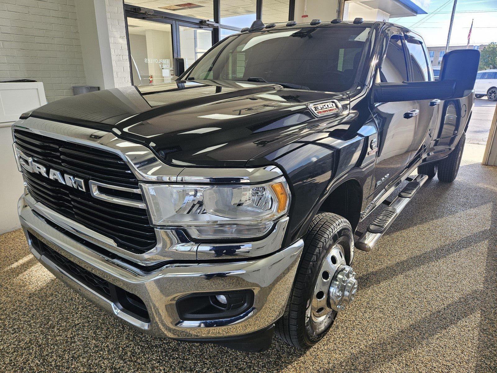Used 2019 RAM 3500 Big Horn AWD/4WD image 5