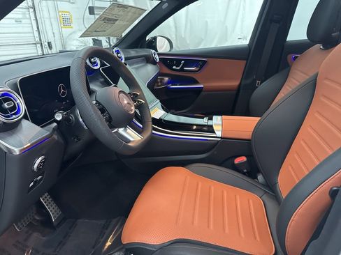 New 2026 Mercedes-Benz GLC 300 image 14