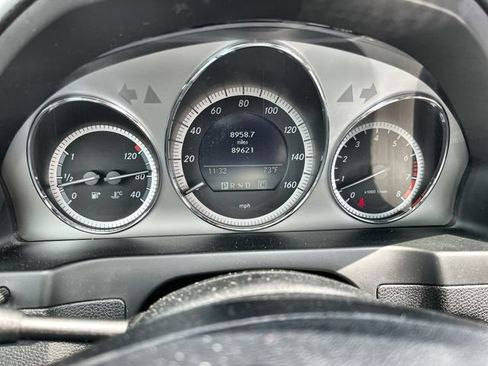 Used 2009 Mercedes-Benz C 300 4MATIC Sedan image 11