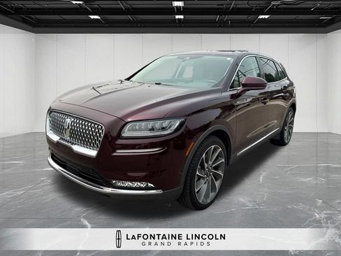 Certified 2023 Lincoln Nautilus Reserve w/ Equipment Group 202A AWD/4WD image 1