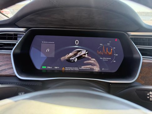 Used 2017 Tesla Model S 75D AWD/4WD image 17