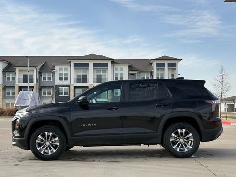 Certified 2025 Chevrolet Equinox LT image 3