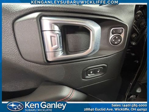 Used 2022 Jeep Wrangler Unlimited Rubicon w/ Cold Weather Group AWD/4WD image 11