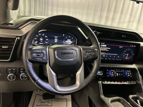 Used 2024 GMC Sierra 2500 Denali w/ Denali Reserve Package image 15