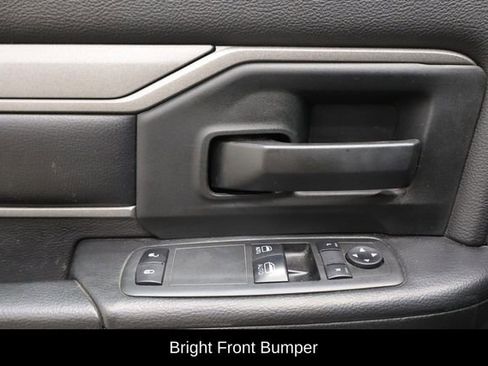 Used 2020 RAM 2500 Tradesman w/ Chrome Appearance Group image 13