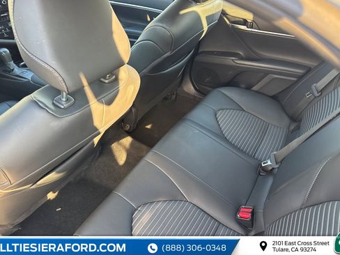 Used 2024 Toyota Camry SE image 14