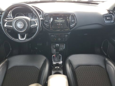 Used 2020 Jeep Compass Latitude image 6