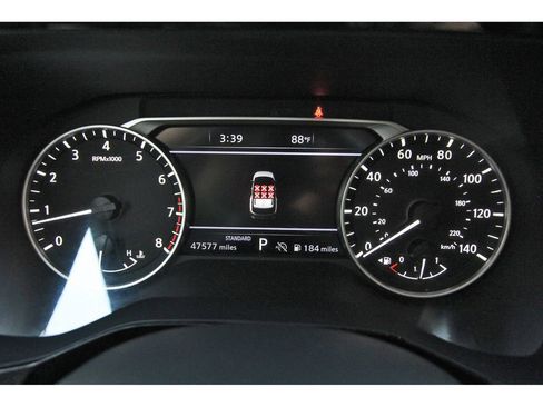 Used 2023 Nissan Pathfinder SL w/ Black Appearance Package image 18