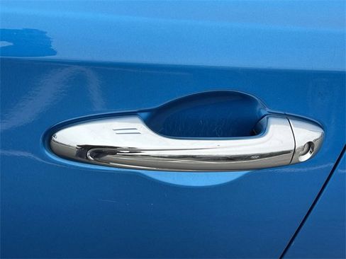 Used 2016 Toyota RAV4 Limited w/ Advanced Technology Package image 44