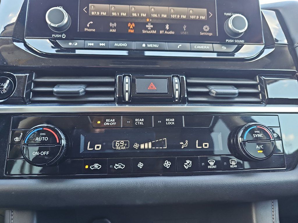 Used 2025 Nissan Pathfinder SV AWD/4WD image 22