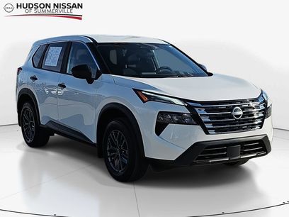 Used 2025 Nissan Rogue S