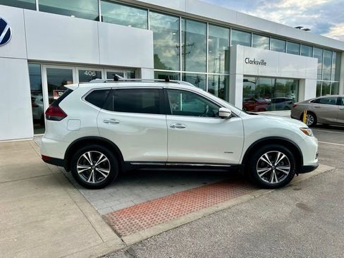 Used 2018 Nissan Rogue SL FWD image 8