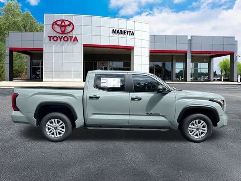 New 2026 Toyota Tundra SR5 w/ SR5 Convenience Package image 27
