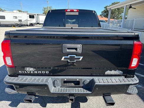 Used 2018 Chevrolet Silverado 1500 High Country AWD/4WD image 4