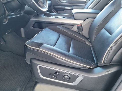 Certified 2024 RAM 1500 Laramie image 17
