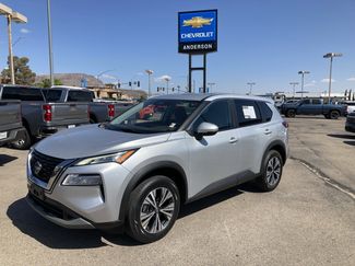 Used 2022 Nissan Rogue SV image 1