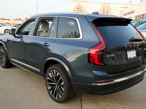 New 2026 Volvo XC90 T8 Ultra image 7
