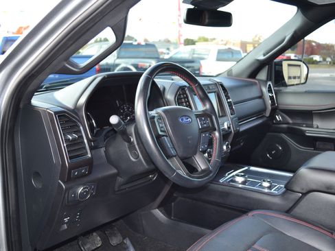 Used 2020 Ford Expedition Limited w/ Equipment Group 303A image 13