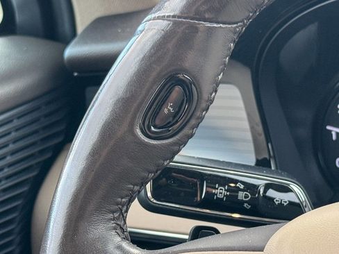 Used 2021 Lincoln Corsair AWD w/ Sport Package image 26