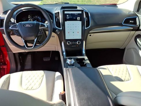 Used 2024 Ford Edge Titanium AWD/4WD image 13